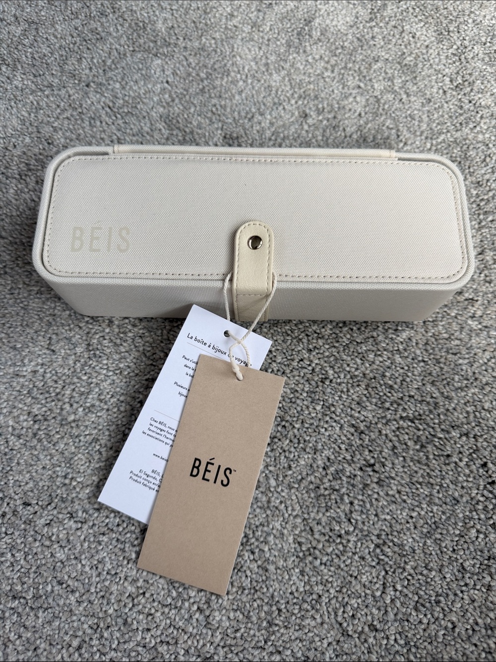 NWT Beis Travel Jewelry Case
